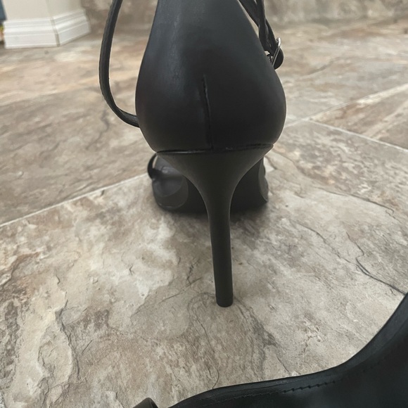 Women’s Steve Madden heels brand new - Picture 2 of 5